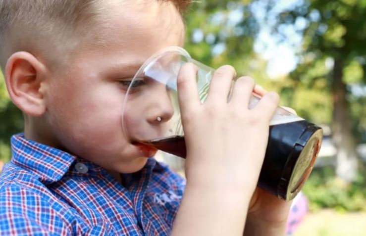 Квас для детей: насколько безопасна детская потребительская культура?